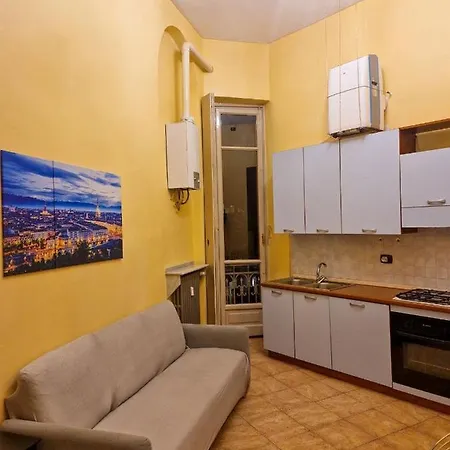 Madama Cristina - Liberty Palace